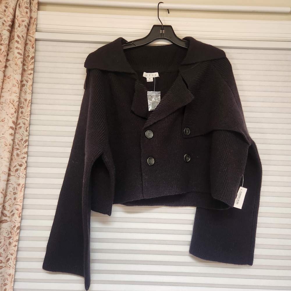 HYFVE Dark Knit Button Cropped Sweater